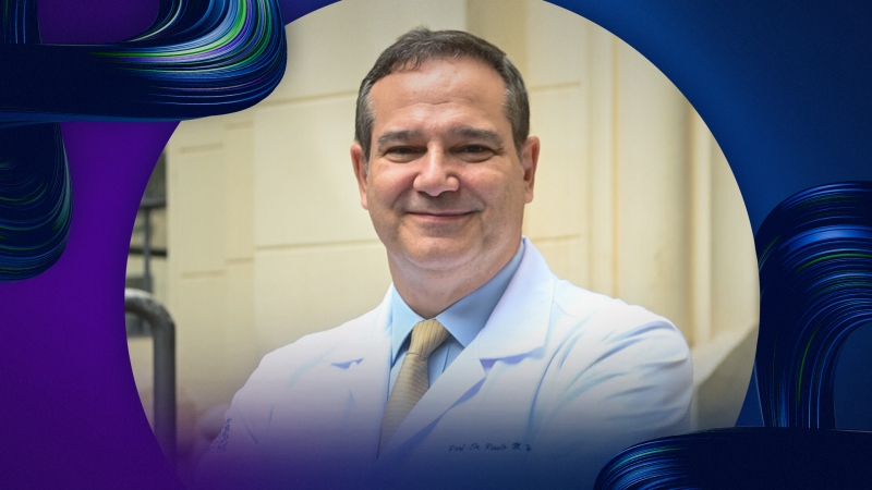 Dr. Paulo Hoff &eacute; homenageado com o Pr&ecirc;mio Ronaldo Ribeiro de Carreira em Oncologia Cl&iacute;nica 2025